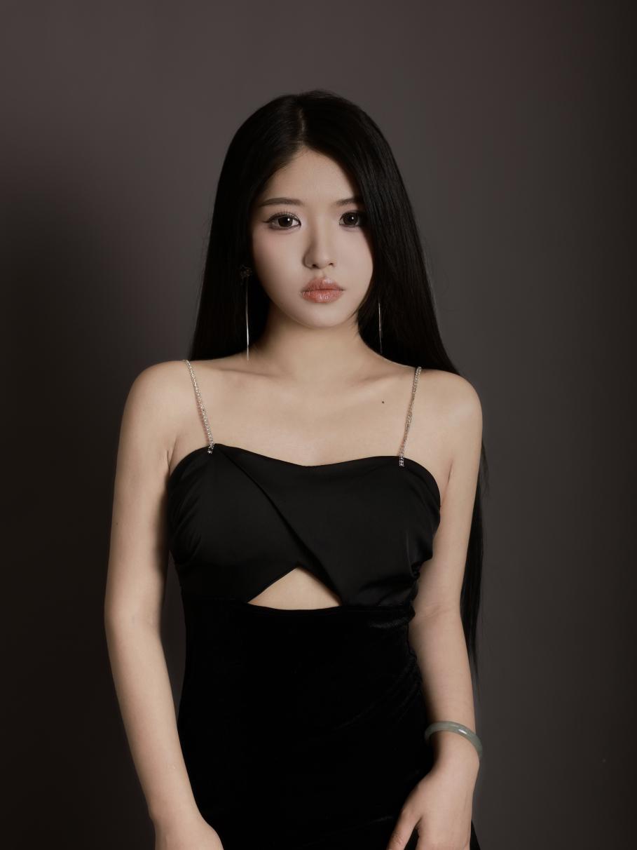 音乐学院教师——张良媛