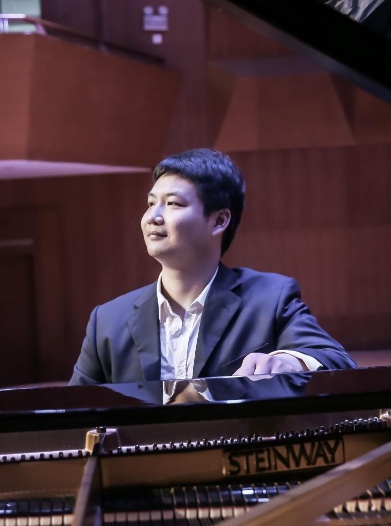 音乐学院教师——孙迪浩